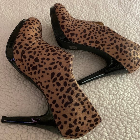 Style & Co Animal Print Bootie - Picture 2 of 7
